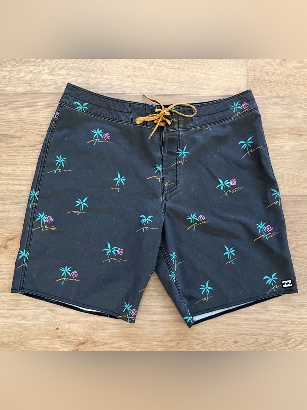 Billabong Recycler Sundays Pro Palm Tree Boardshorts Size 33